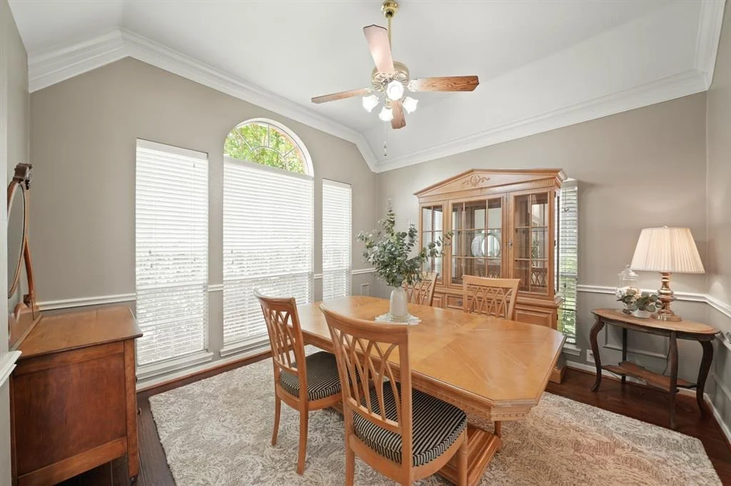 Photo of 6723 Springcrest Drive