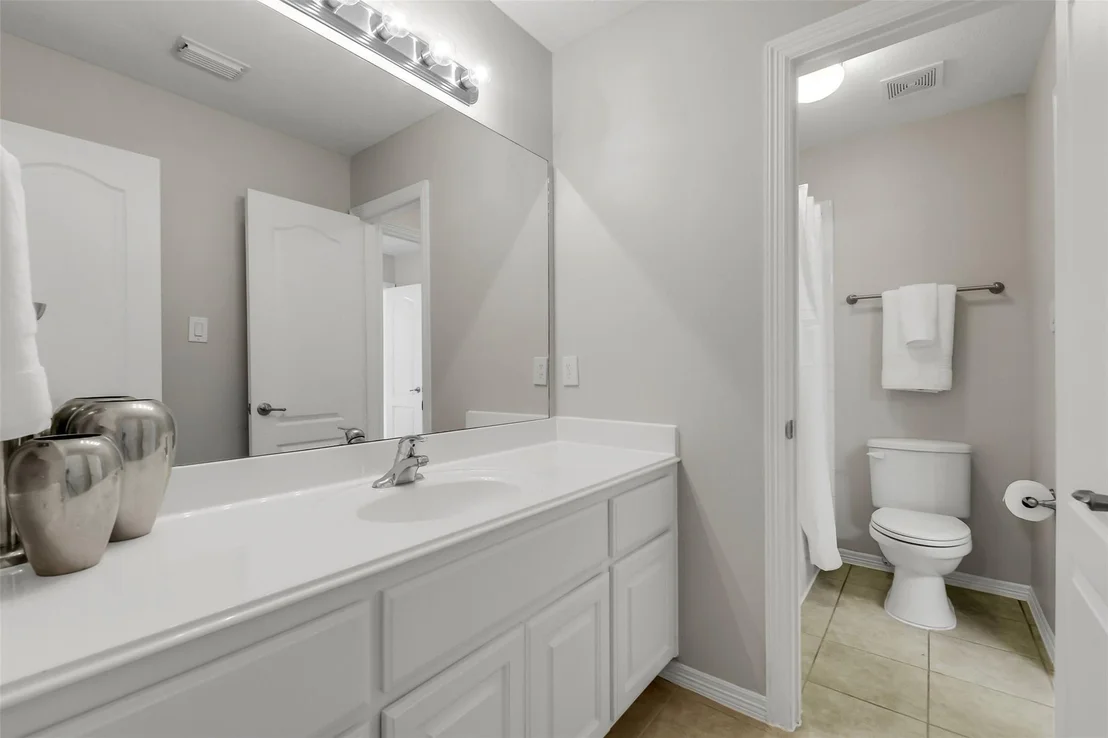Photo of 14906 Windsor Manor