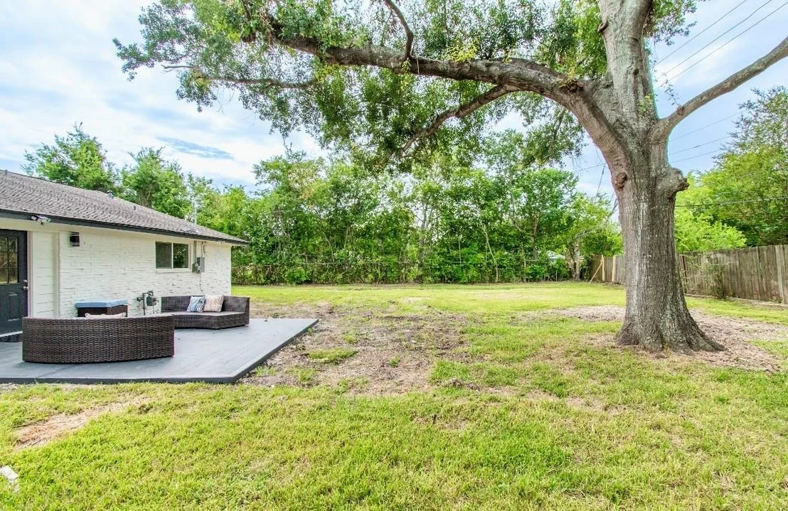 Photo of 4010 Ebbtide Drive