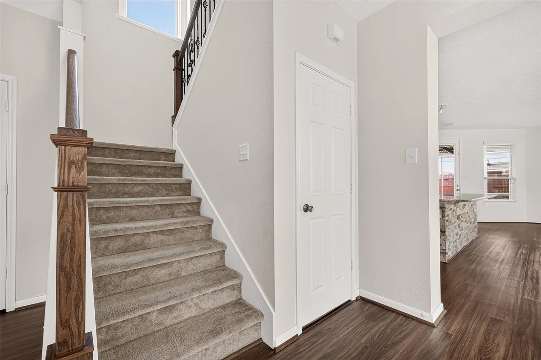 Photo of 25314 Queens Causeway Lane