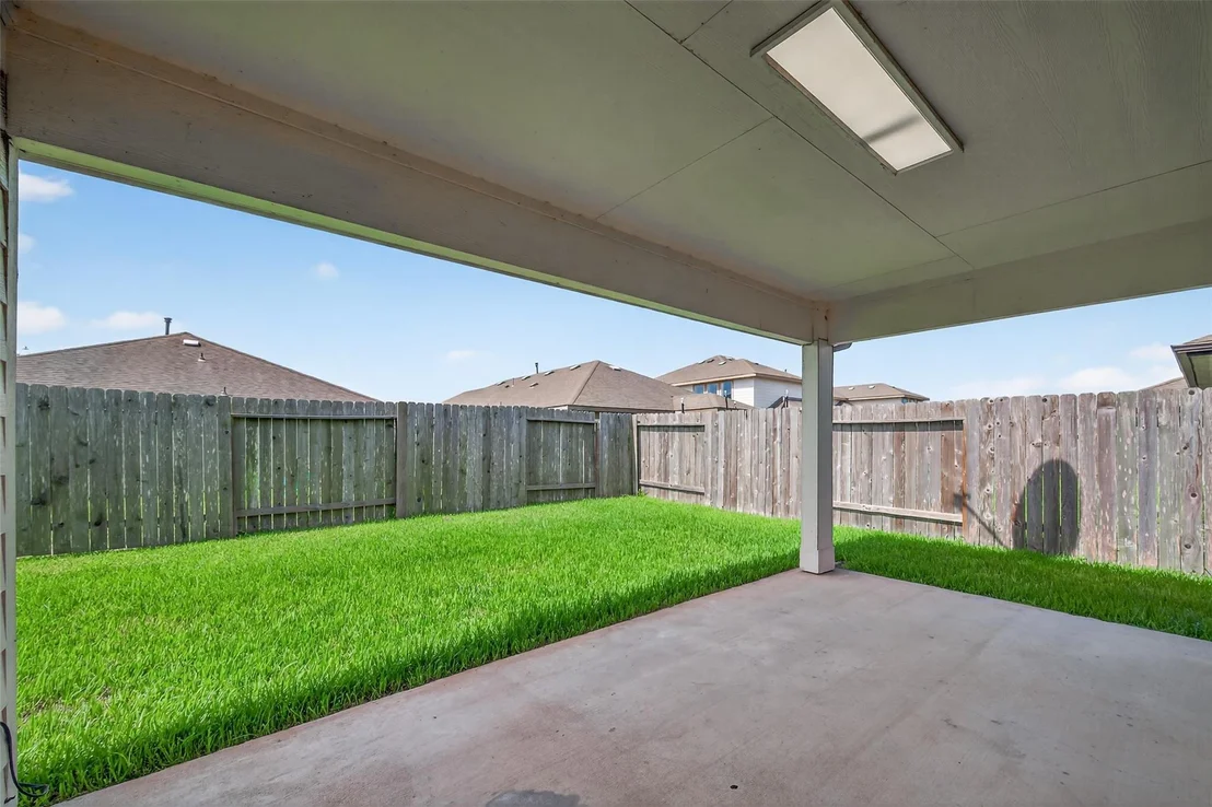 Photo of 718 Harvest Bluff Drive
