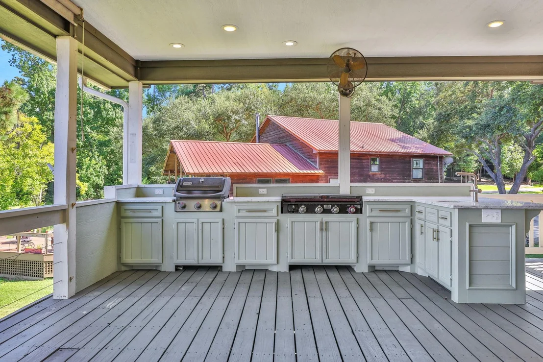 Photo of 20 Ridgeway Drive