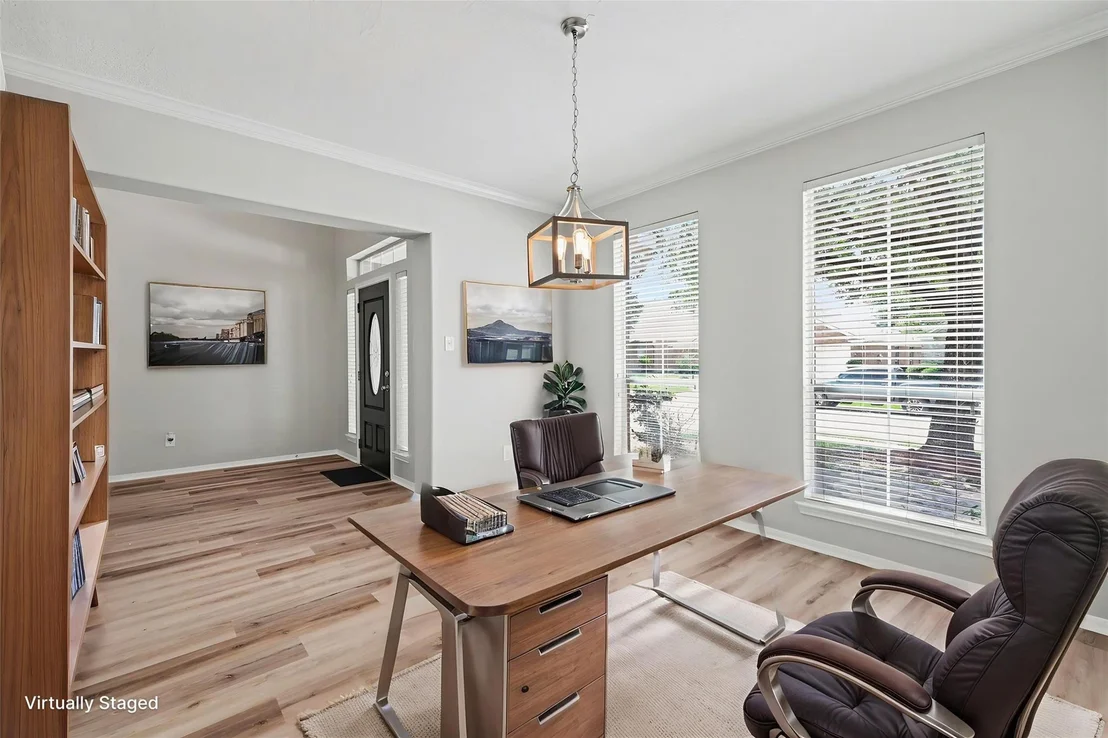 Photo of 22310 Lamaster Lane