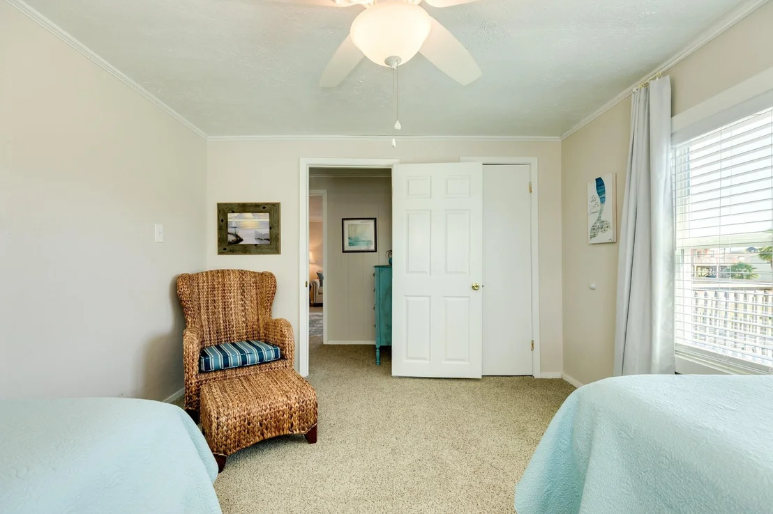 Photo of 902 Treaty Drive