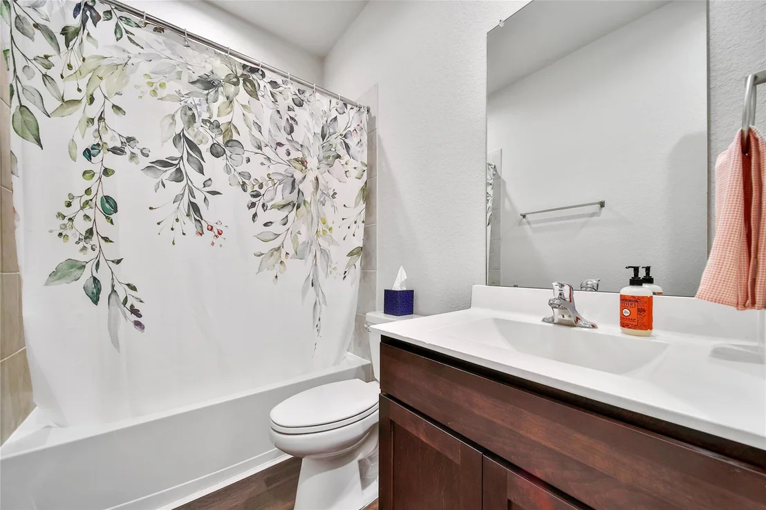 Photo of 2818 Roman Forest Boulevard