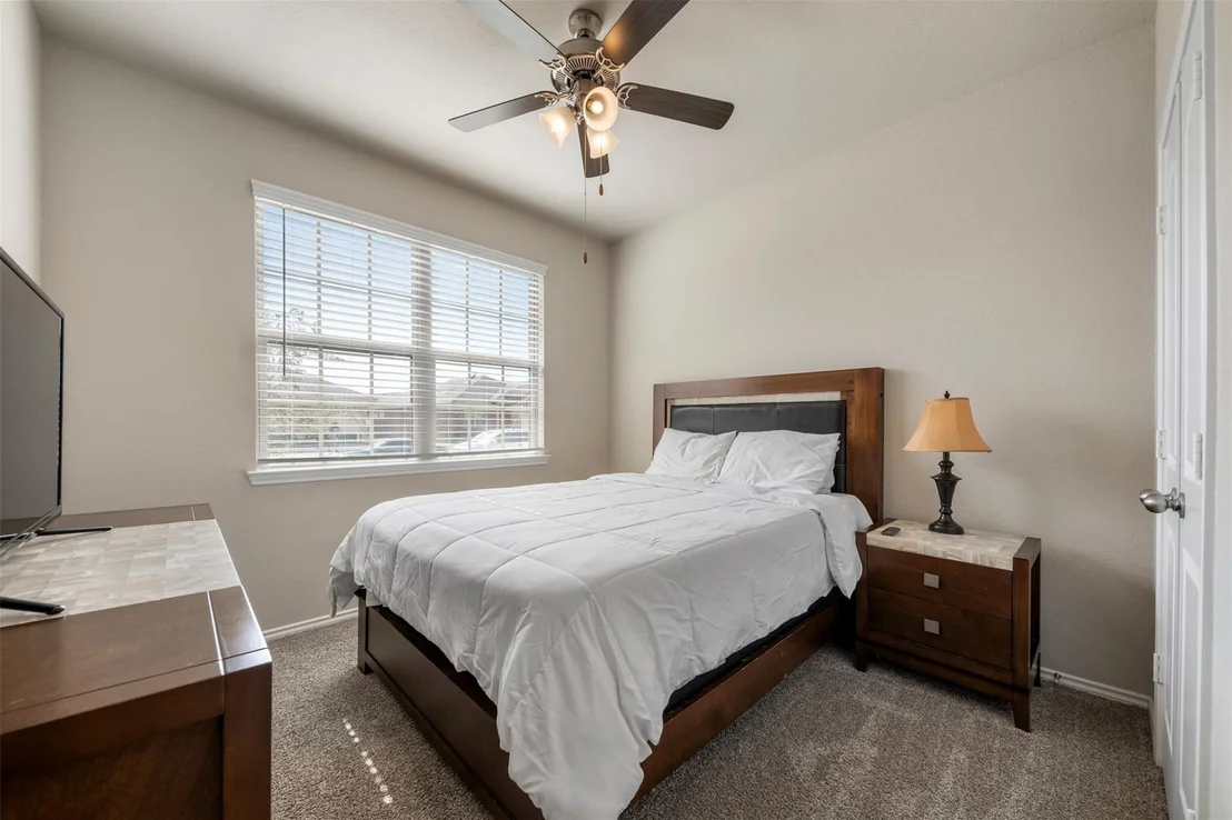 Photo of 6031 Purple Iris Street