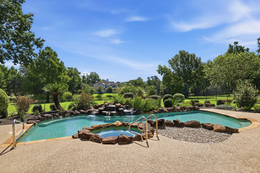 Photo of 25722 Haven Lake Drive