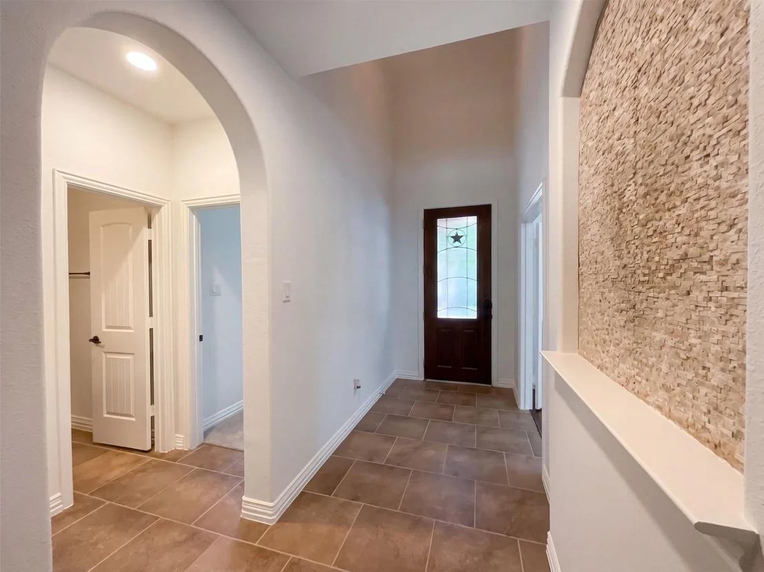 Photo of 312 Overland Trace