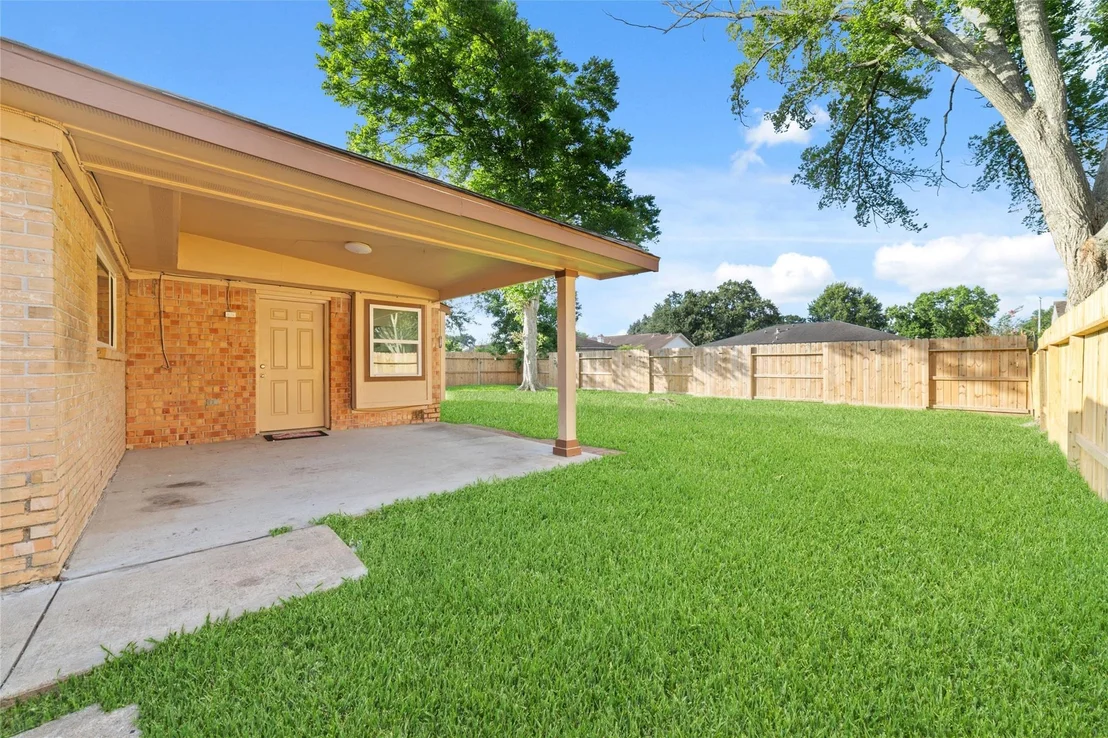 Photo of 12207 Plumpoint Drive