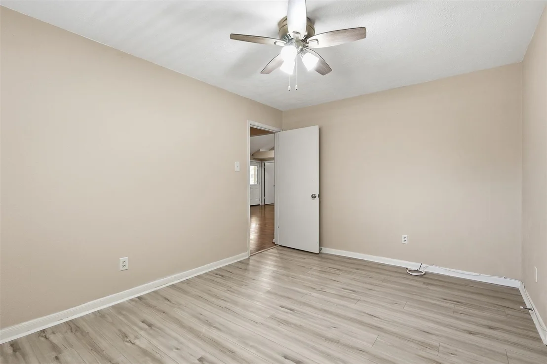 Photo of 8227 Squires Place Drive