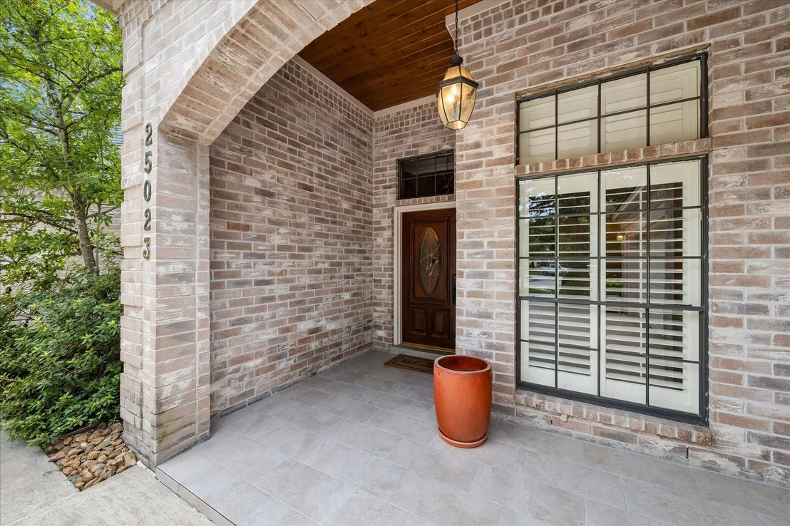 Photo of 25023 Northampton Terrace Drive