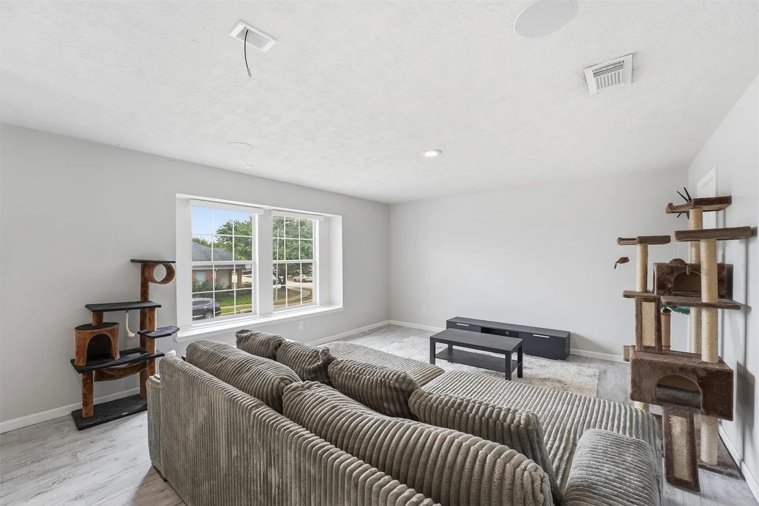 Photo of 5515 Bear Trail Lane