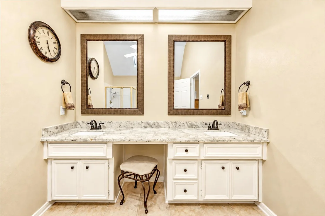 Photo of 7303 Starbridge Drive