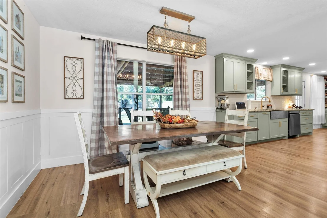 Photo of 10865 Forest Creek Drive