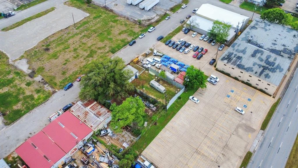 Photo of 8330 Lockheed Avenue