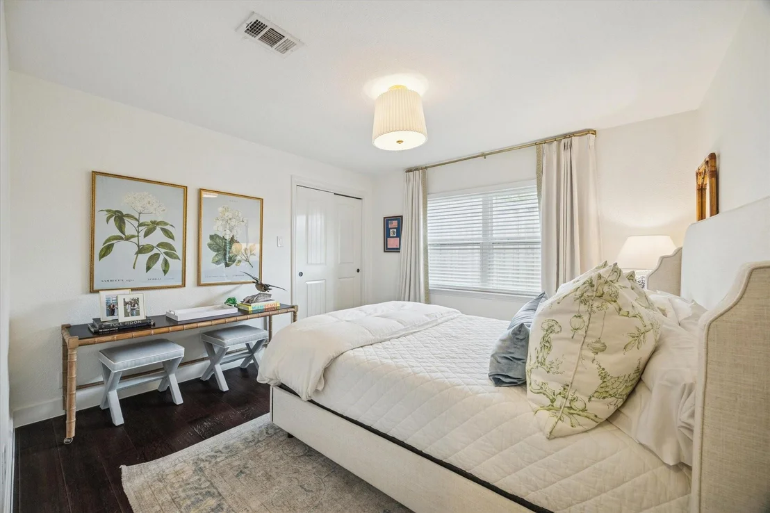 Photo of 9829 Pine Lake Drive