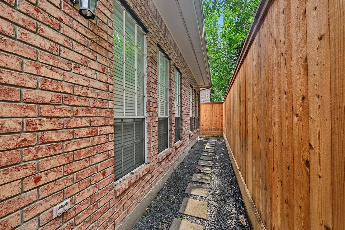 Photo of 3015 Avalon Terrace