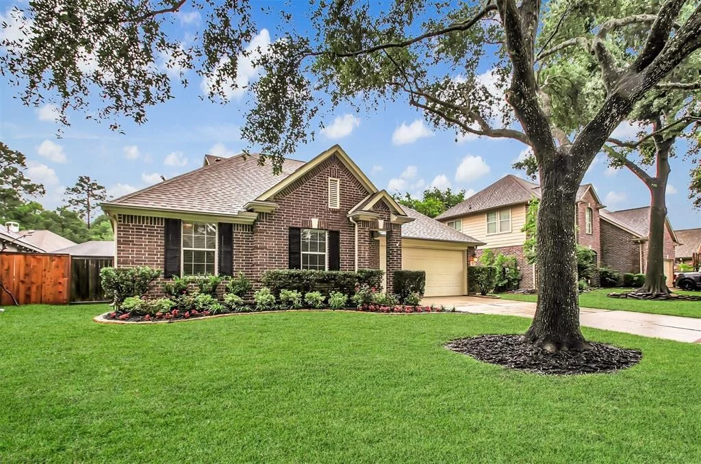 Photo of 7215 Fall Creek Bend