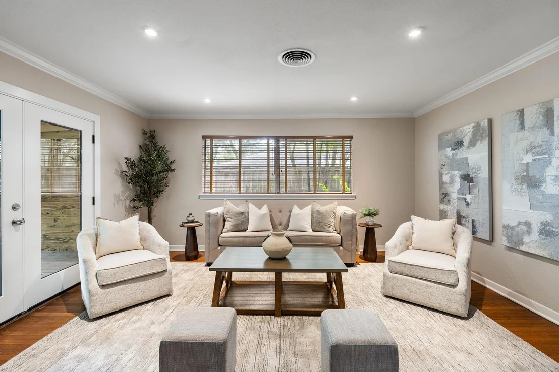 Photo of 5314 Creekbend Drive