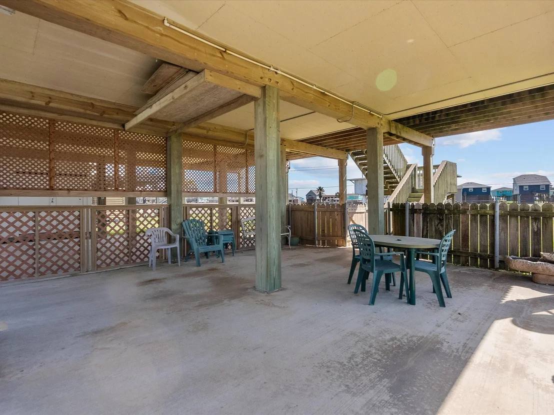 Photo of 1206 Middle Drive W