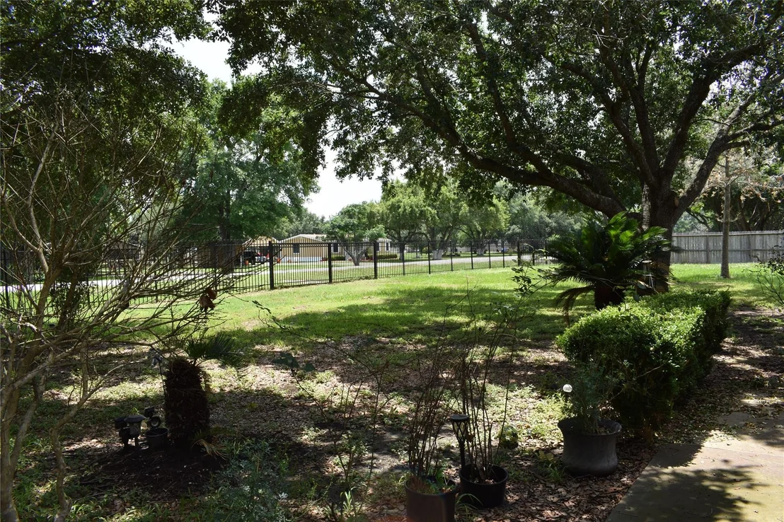 Photo of 2210 Geronimo Lane