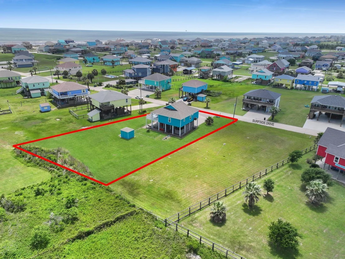 Photo of 962 Surfside Drive