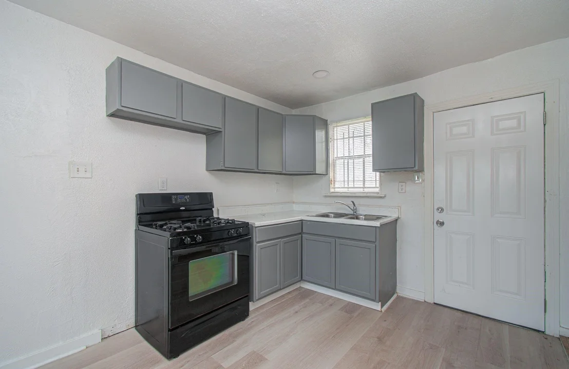 Photo of 7622 Delavan Drive