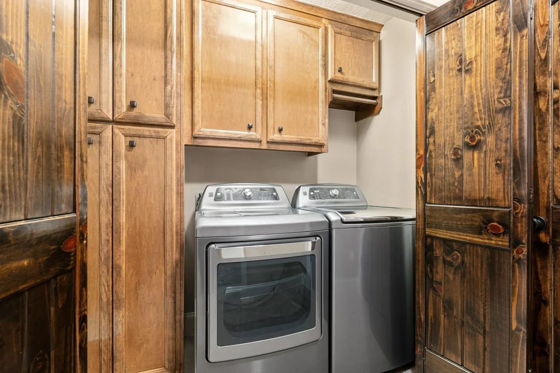 Photo of 130 Lakeside Drive