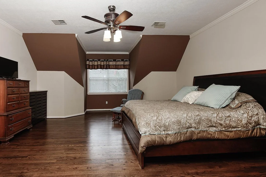 Photo of 23 Hillock Woods