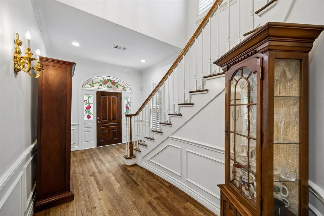 Photo of 231 Sugarberry Circle