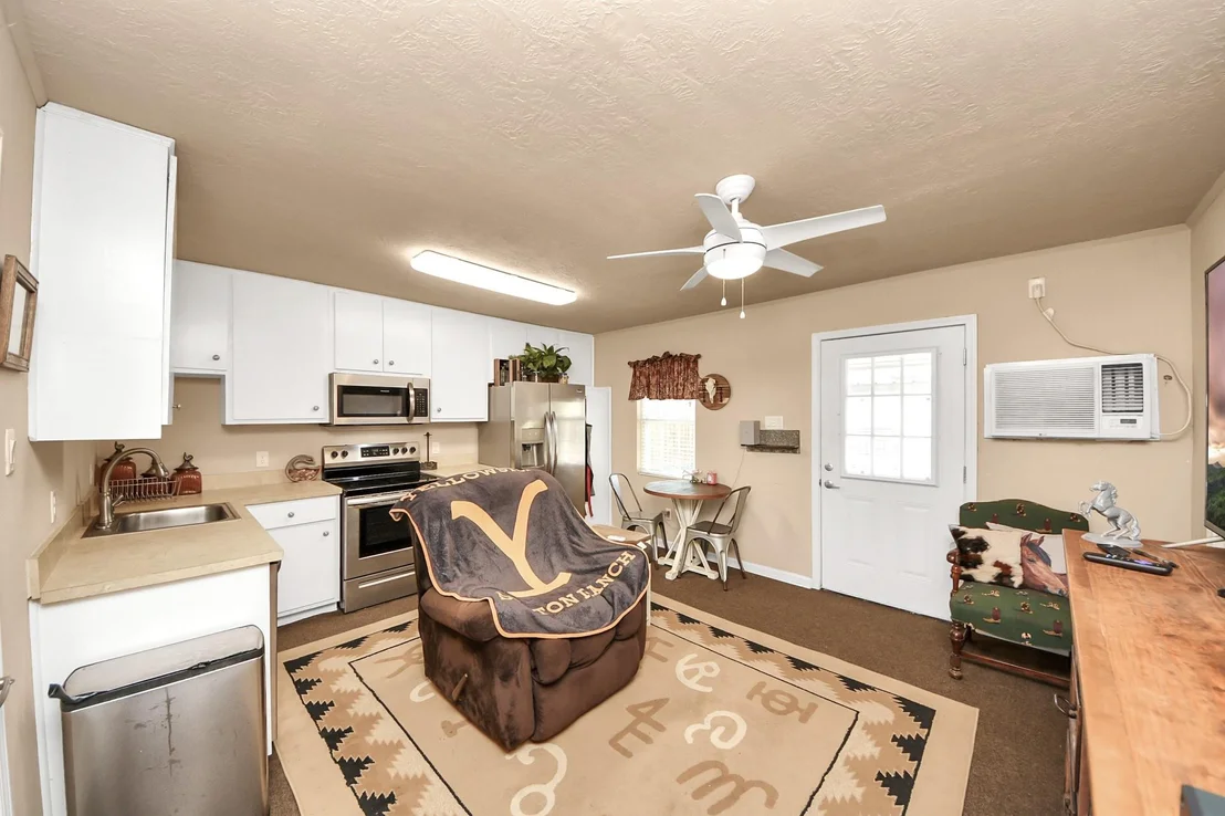 Photo of 15810 Merle Road