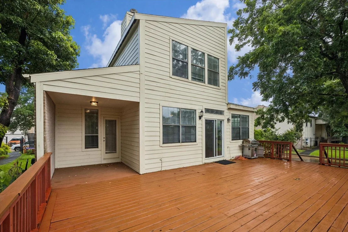 Photo of 2408 Intrepid Way