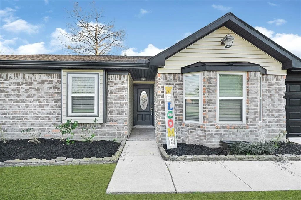 Photo of 12323 Dermott Drive