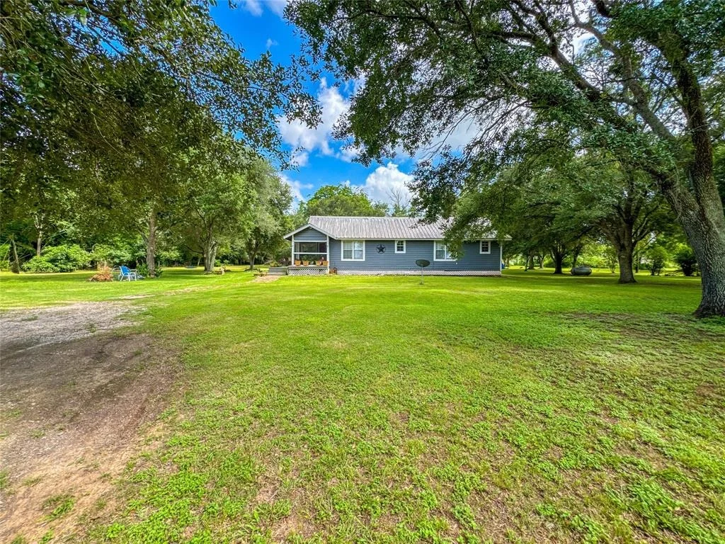 Photo of 7218 County Road 42