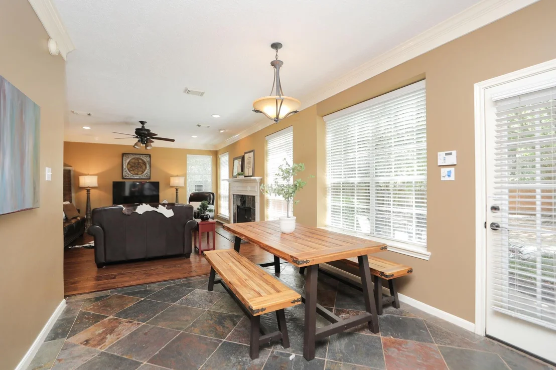 Photo of 427 W North Hill Drive