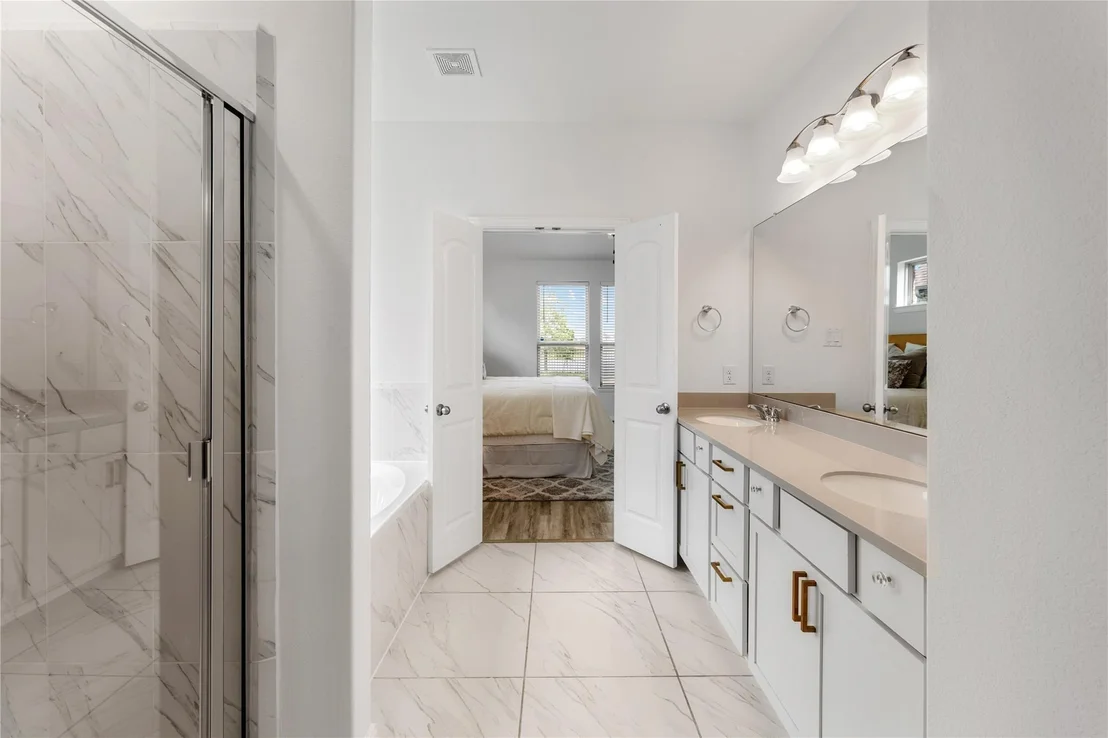 Photo of 546 Long Beach Bay Drive