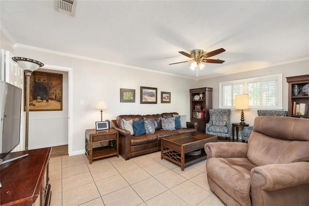 Photo of 1615 Shadow Bend Drive