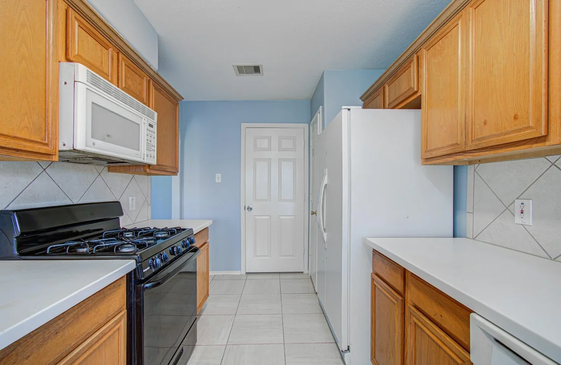 Photo of 13915 Fort Nelson Drive