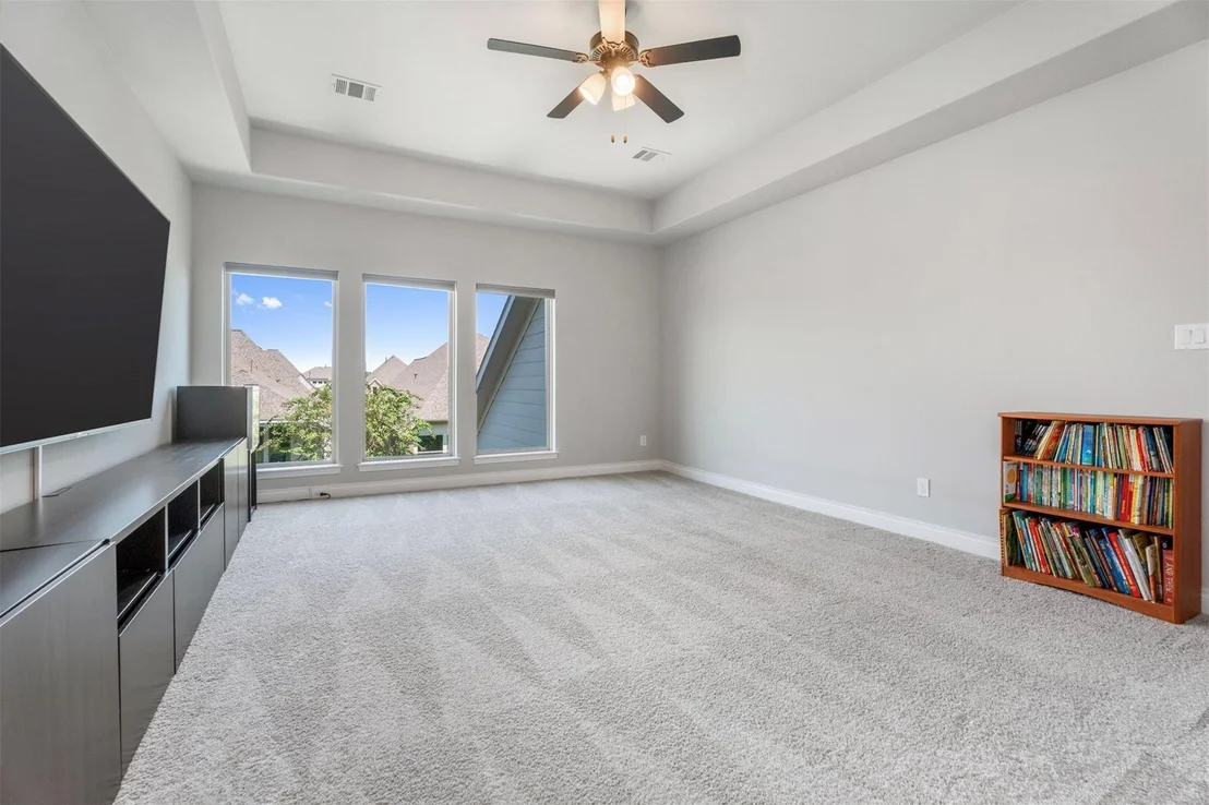 Photo of 28118 Knight Peak Drive
