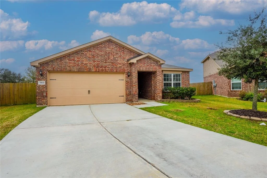Photo of 7802 Vacek Meadows Loop