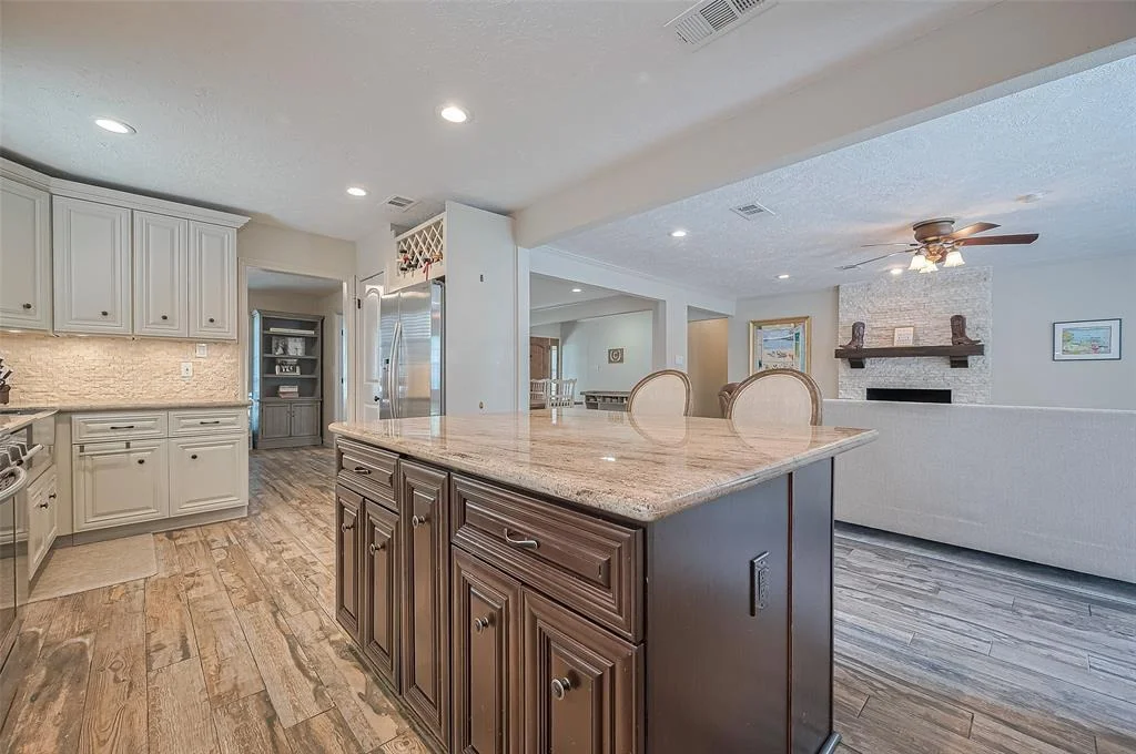 Photo of 10807 Overbrook Lane