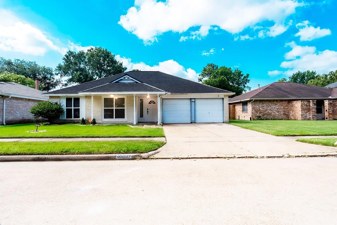 Photo of 20007 Jasperwood Circle