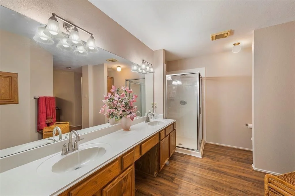 Photo of 16807 Scenic Gardens Drive