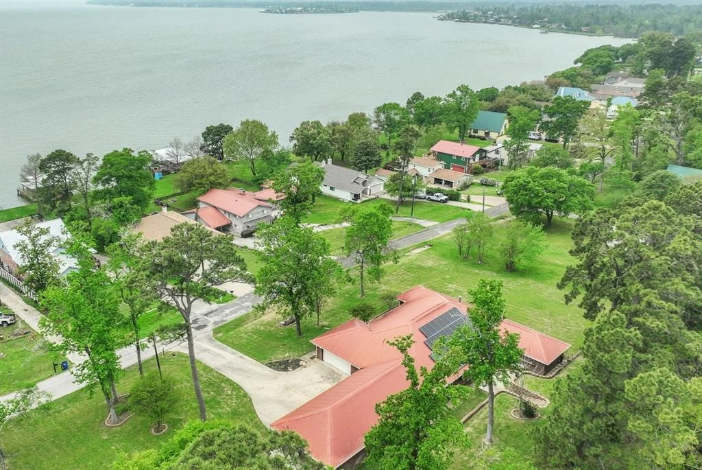 Photo of 723 Lakeview Harbor