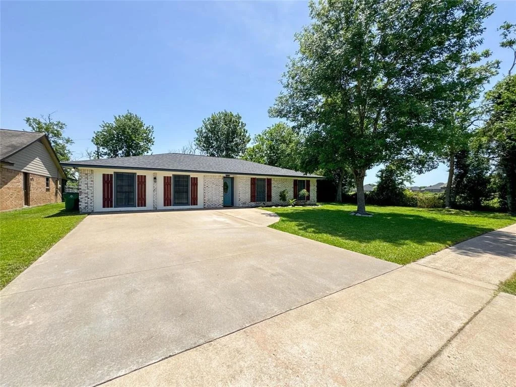 Photo of 712 Molina Drive