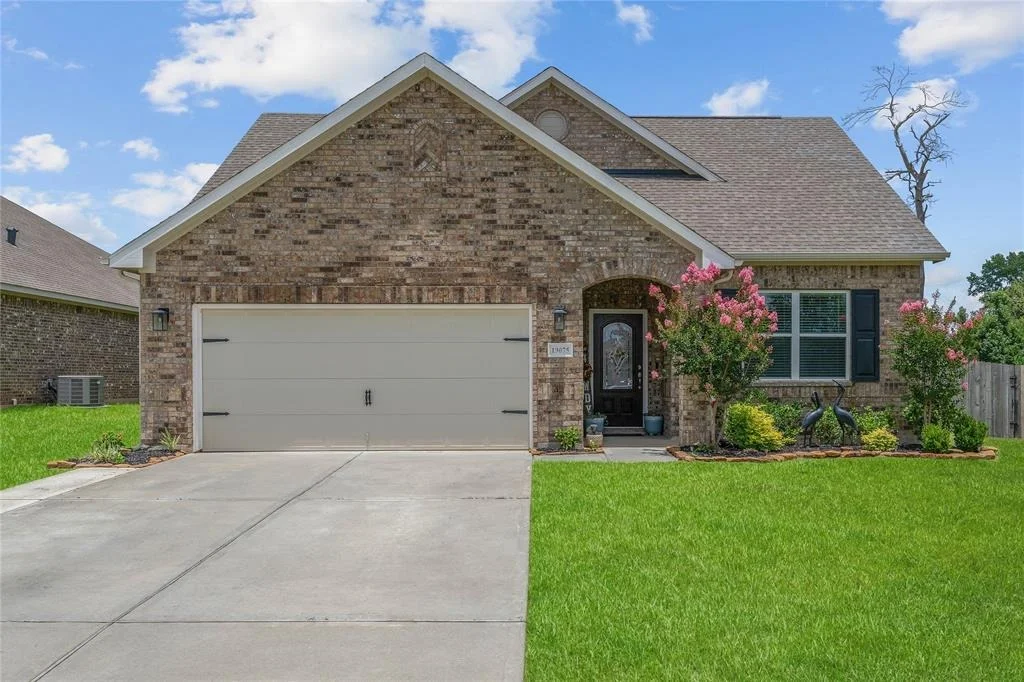 Photo of 19075 Minero Lane