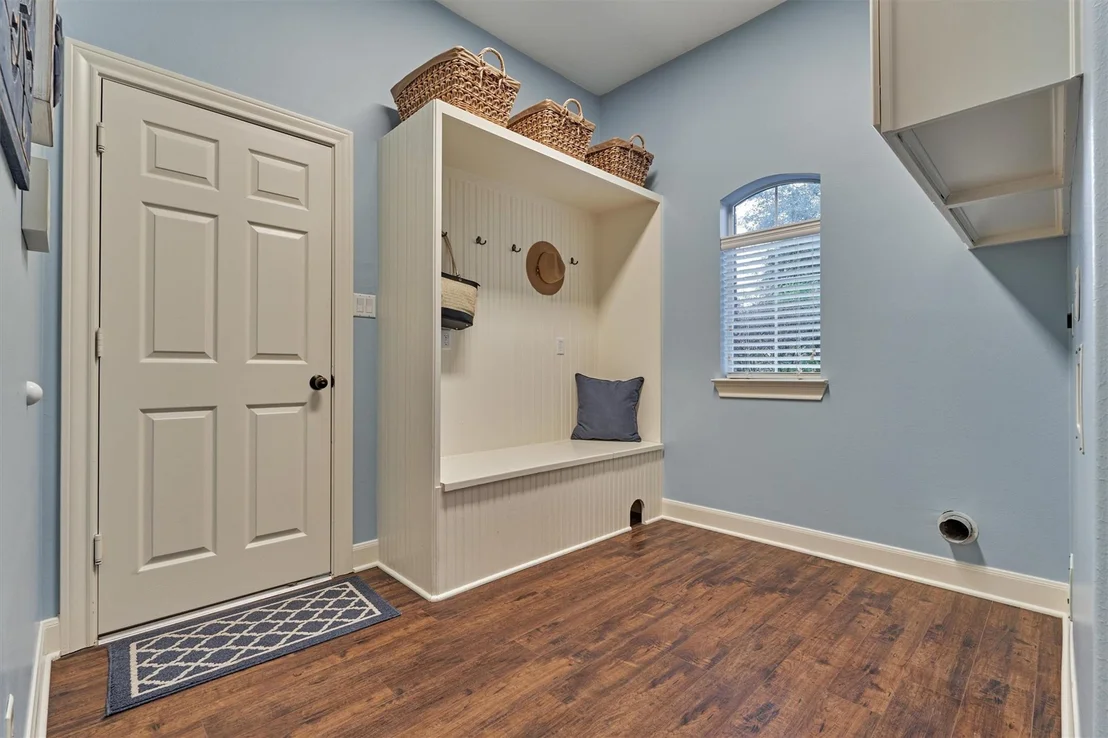 Photo of 3910 Waterbend Cove