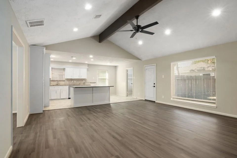 Photo of 5618 Willowbend Boulevard