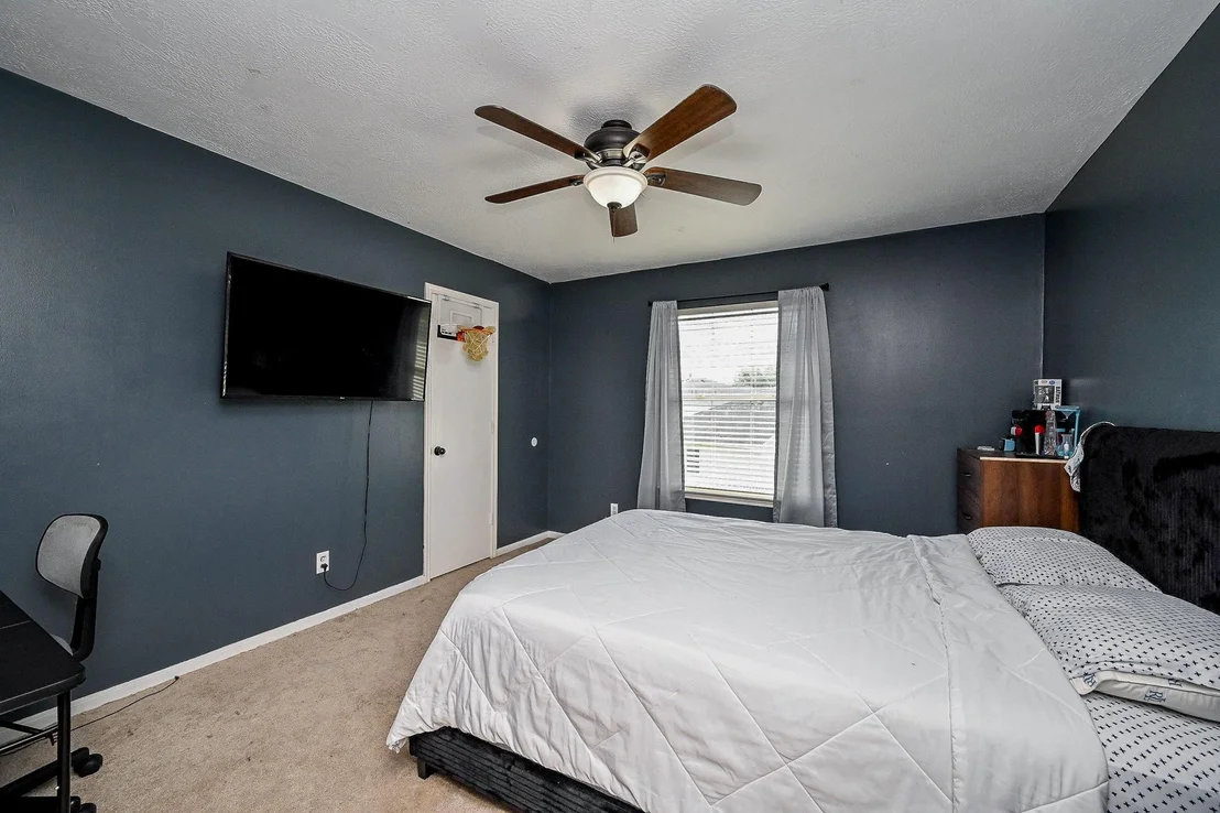 Photo of 2534 Halstead Drive