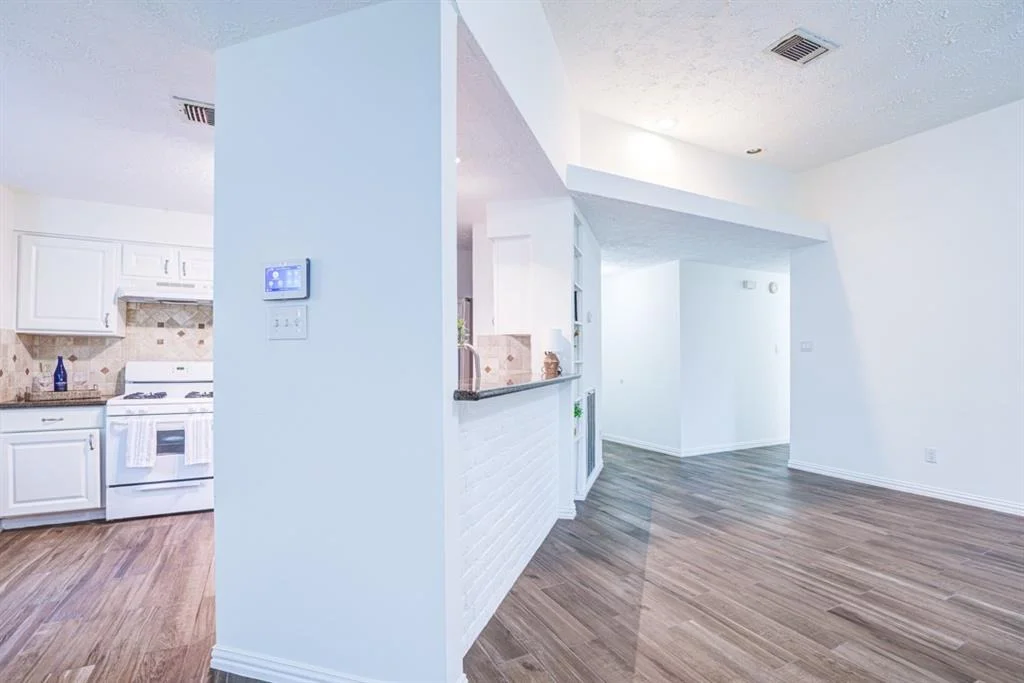 Photo of 442 Reseda Drive